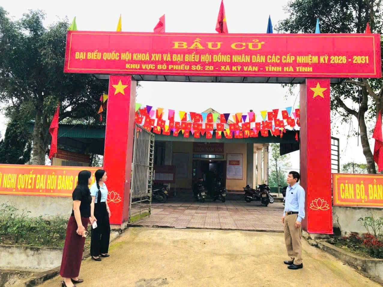 Kỳ Văn – Rực rỡ cờ hoa hướng về ngày hội lớn