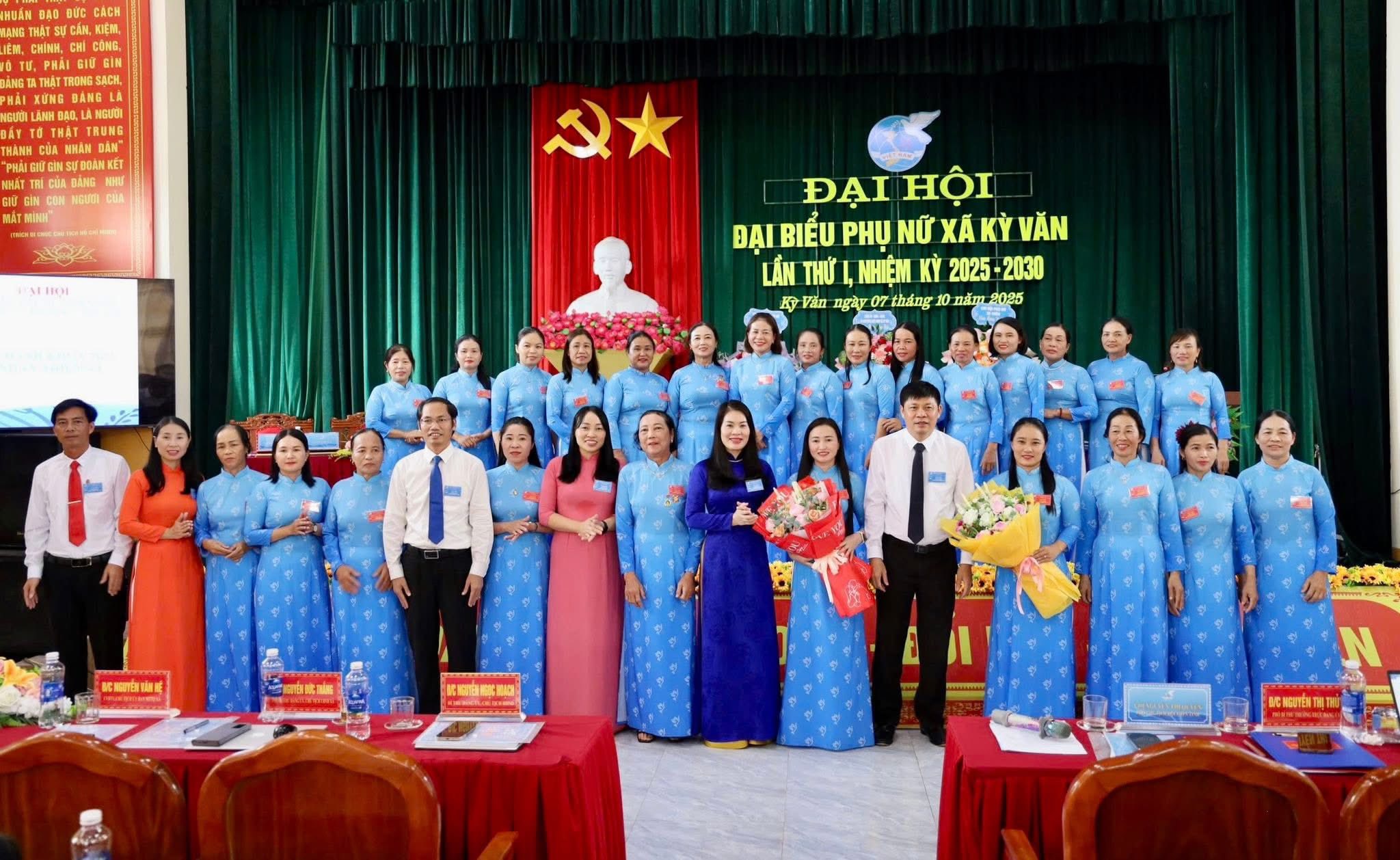Đại hội đại biểu phụ nữ xã Kỳ Văn lần thứ I , nhiệm kỳ 2025- 2030 diễn ra thành công tốt đẹp