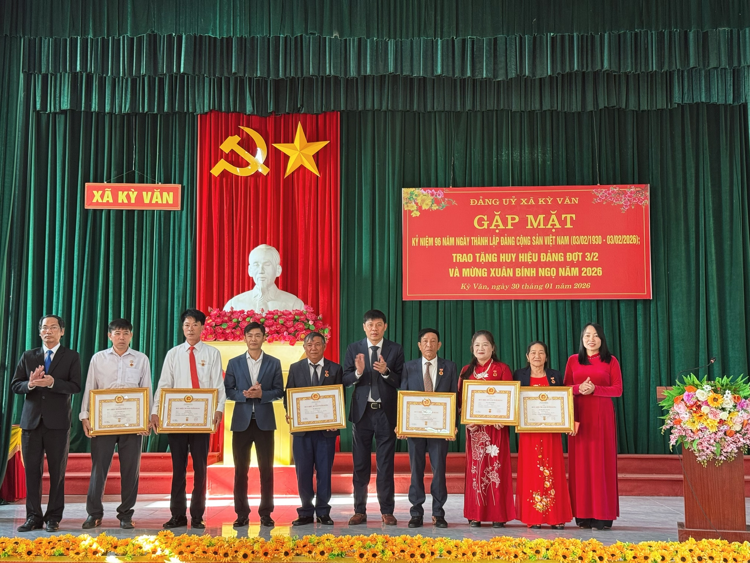 Đảng ủy xã Kỳ Văn tổ chức gặp mặt 96 năm ngày thành lập Đảng Cộng sản Việt Nam (03/02/1930-03/02/2026)