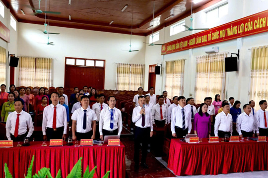 Xã Kỳ Văn tổ chức Lễ Chào cờ tháng 5 năm 2026