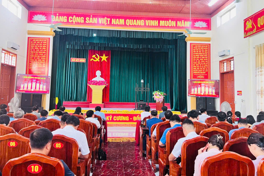 Đảng ủy xã Kỳ Văn kết nối đường truyền Hội nghị toàn quốc quán triệt  và triển khai thực hiện Nghị quyết Hội nghị lần thứ ba  Ban Chấp hành Trung ương Đảng khoá XIV