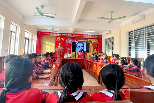Trường TH&THCS Kỳ Trung tổ chức các hoạt động hướng tới kỷ niệm 120 năm ngày sinh Tổng Bí thư Hà Huy Tập (1906-2026)