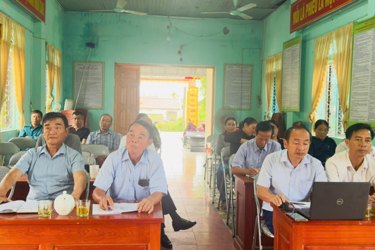 Lãnh đạo xã Kỳ Văn làm việc với thôn Văn Thanh, Văn Mỹ đánh giá tình hình thực hiện nhiệm vụ 6 tháng đầu năm và triển khai nhiệm vụ trọng tâm 6 tháng cuối năm 2026