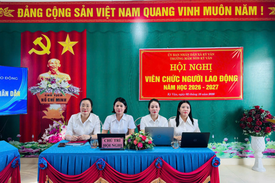 Trường Mầm non Kỳ Văn tổ chức hội nghị viên chức, người lao động năm học 2026–2027