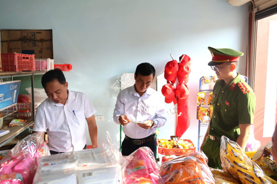 Xã Kỳ Văn tăng cường kiểm tra an toàn thực phẩm dịp tết trung thu năm 2026