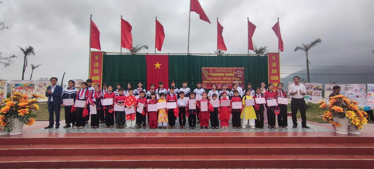 Trường TH&THCS Kỳ Văn tổ chức thành công hội thi “Xuân chia sẻ-Tết yêu thương” năm học 2025 - 2026 