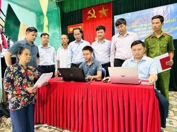 Xã Kỳ Văn ra quân hưởng ứng chiến dịch " 90 ngày làm sạch dữ liệu đất đai"