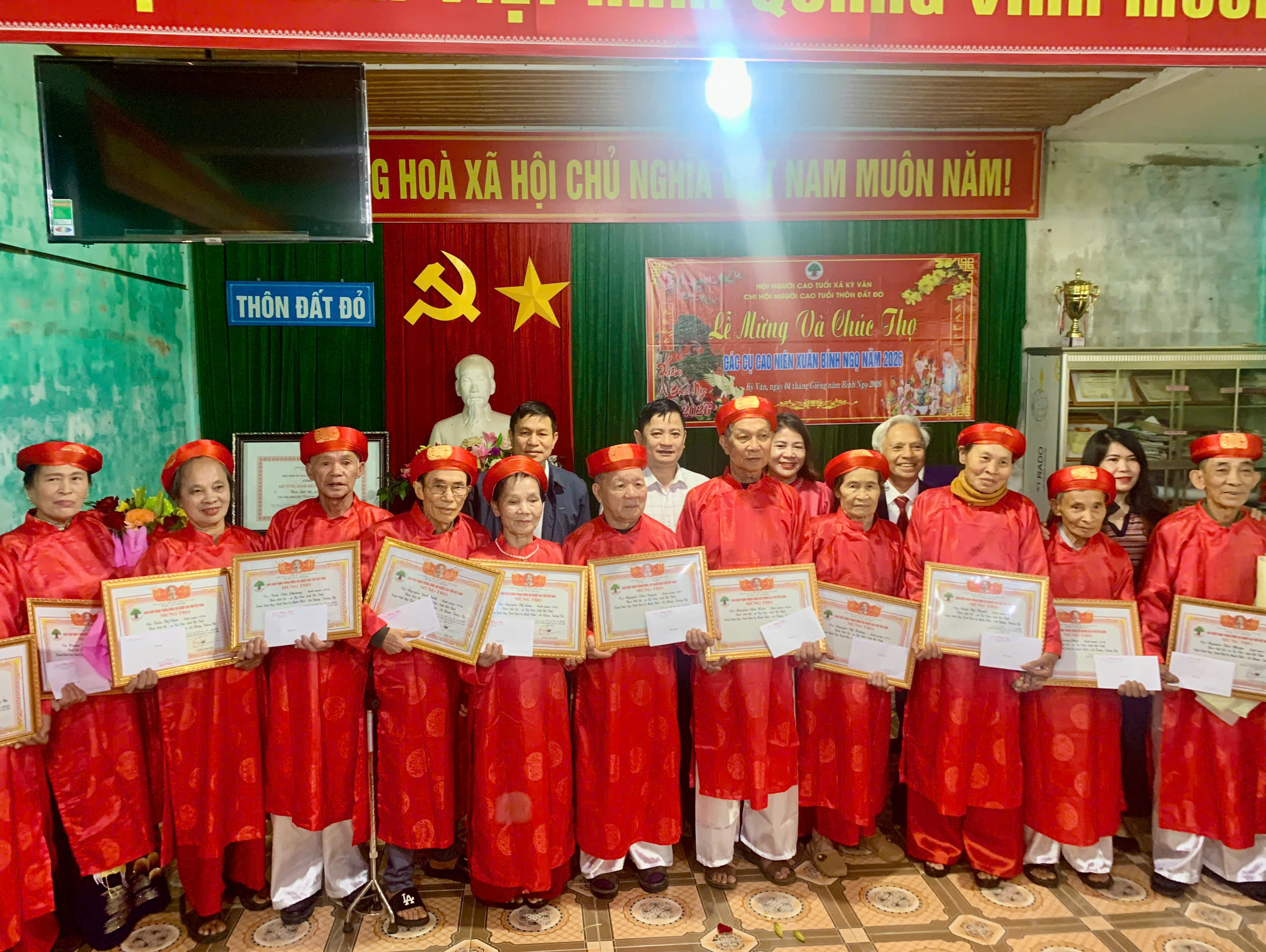 Xã Kỳ Văn long trọng tổ chức mừng thọ, chúc thọ 233 cụ nhân dịp Xuân Bính Ngọ 2026