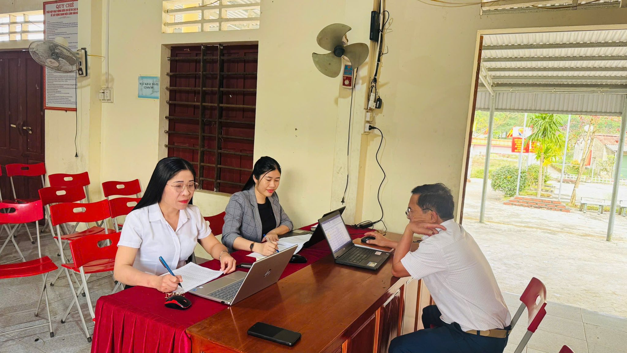 UBND xã Kỳ Văn thành lập các tổ rà soát, lập danh sách cử tri phục vụ bầu cử đại biểu Quốc hội khoá XIV và đại biểu HĐND các cấp nhiệm kỳ 2026–2031